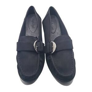 Soft Style Women's Vivid Moccasin Loafers Black Buckle Slip-On Shoes Size 7.5